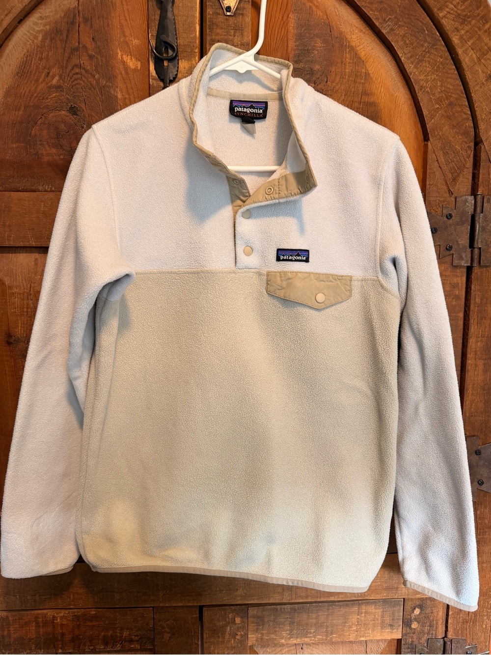 Patagonia women’s Two-Tone Fleece Pullover